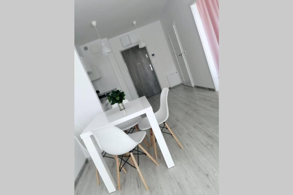 Green Apartment Promenada Gwiazd- Widok Na Morze. Мендзыздрое Экстерьер фото
